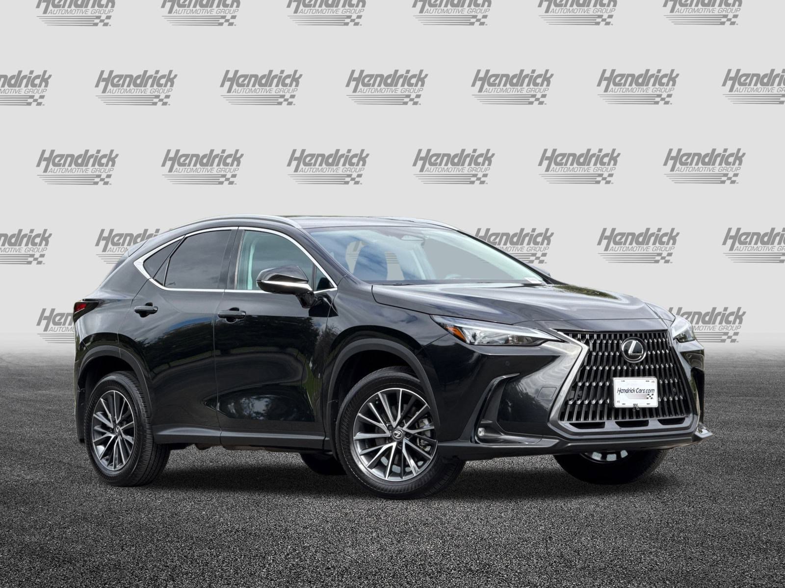 Used 2025 Lexus NX 350h AWD w/ Premium Package image 2