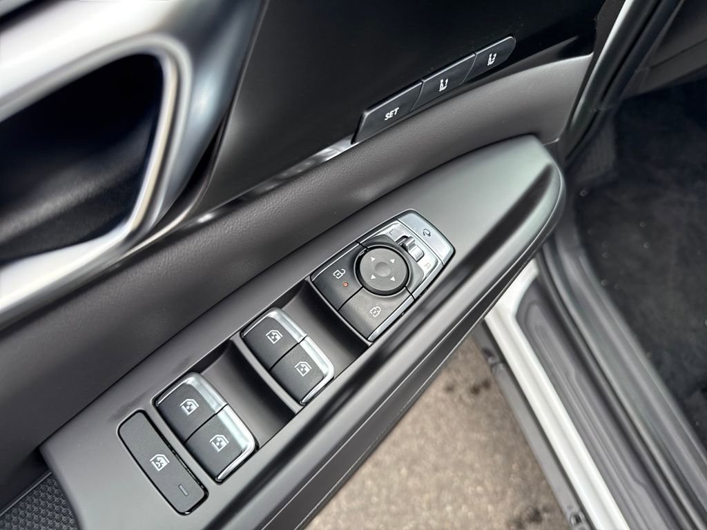 New 2026 Kia Carnival SX image 11