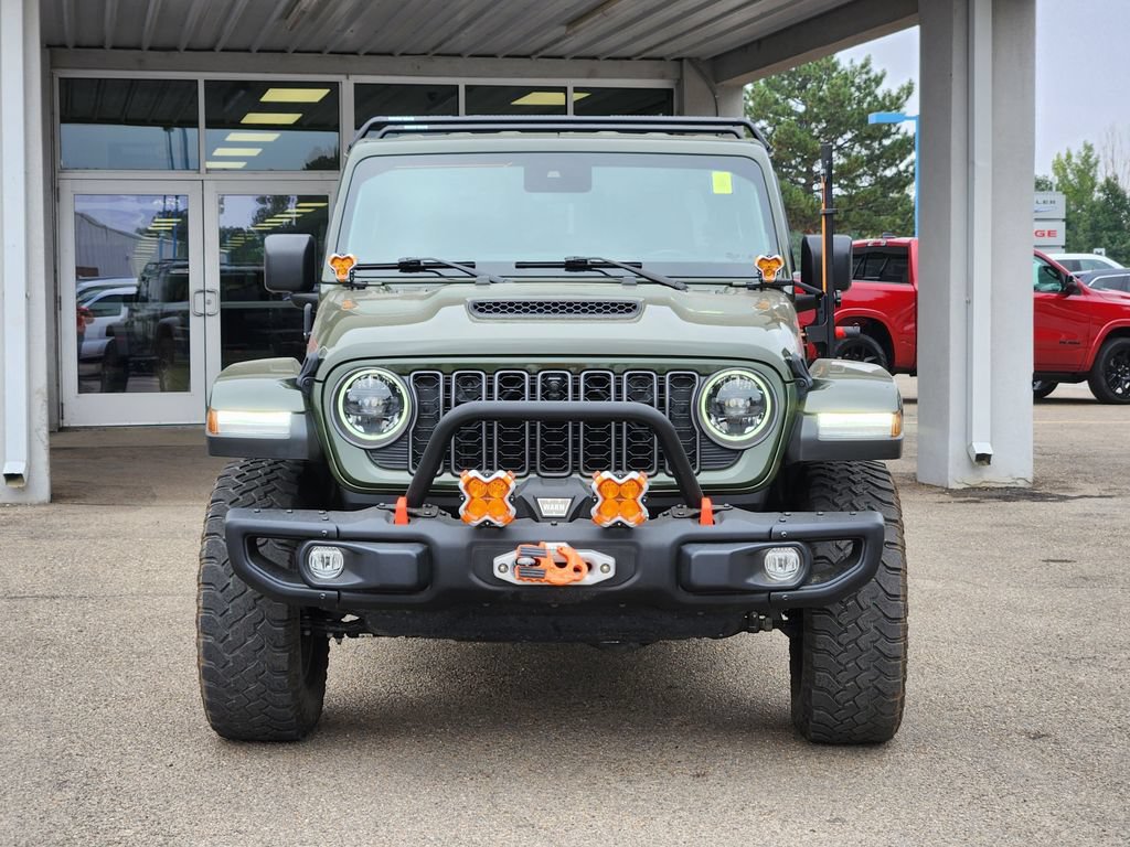 Used 2024 Jeep Gladiator Mojave AWD/4WD image 4