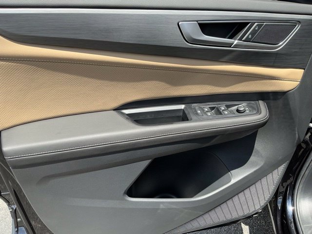 New 2026 Volkswagen Atlas Cross Sport SE FWD image 11