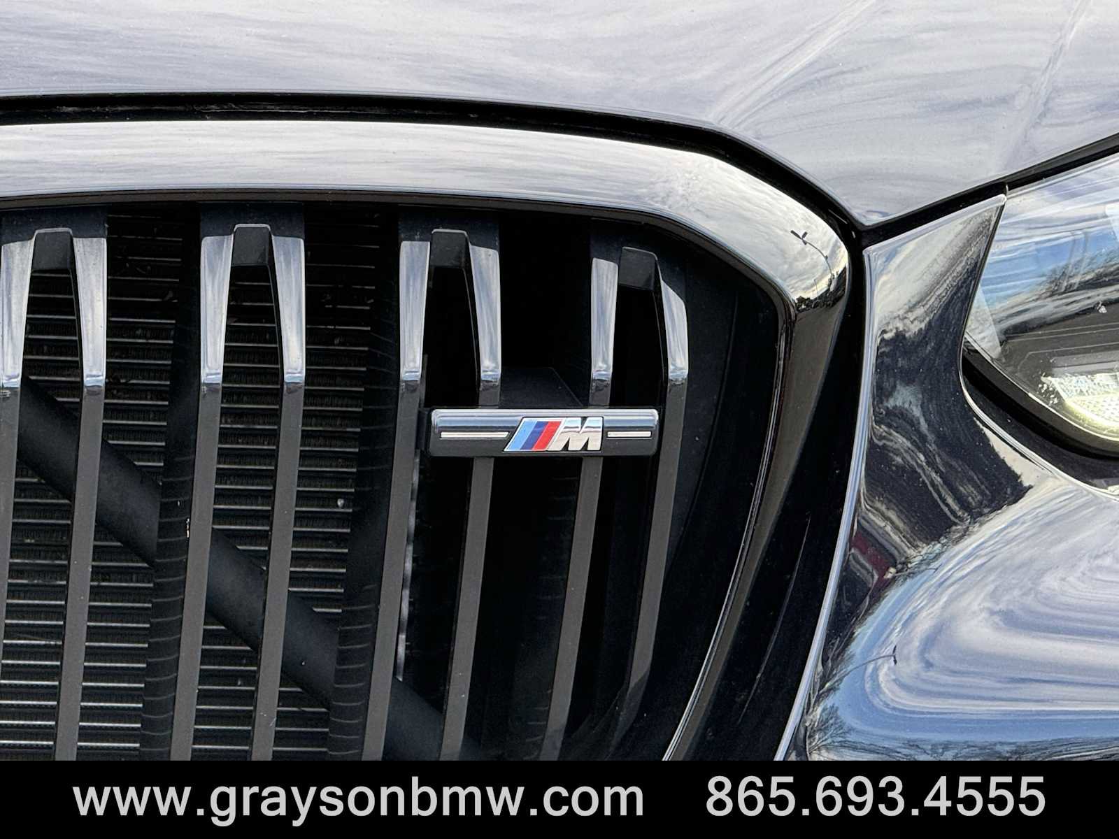 Used 2025 BMW X4 M40i w/ Premium Package image 37