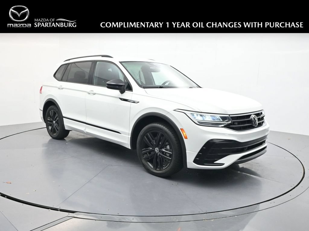 Used 2022 Volkswagen Tiguan SE R-Line
