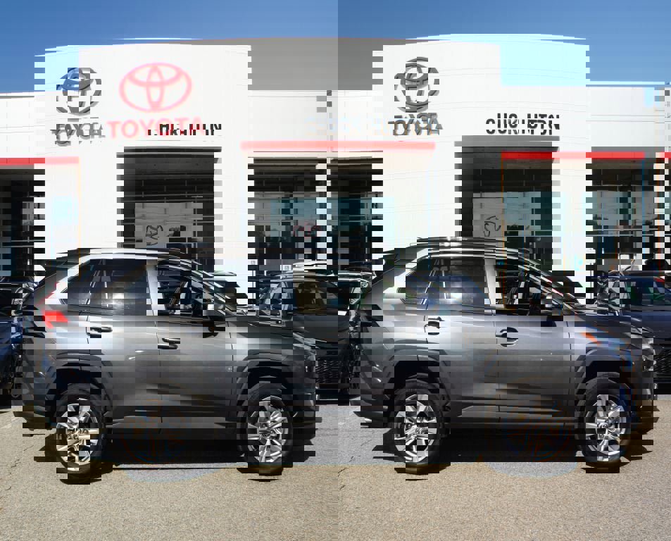 Used 2022 Toyota RAV4 XLE