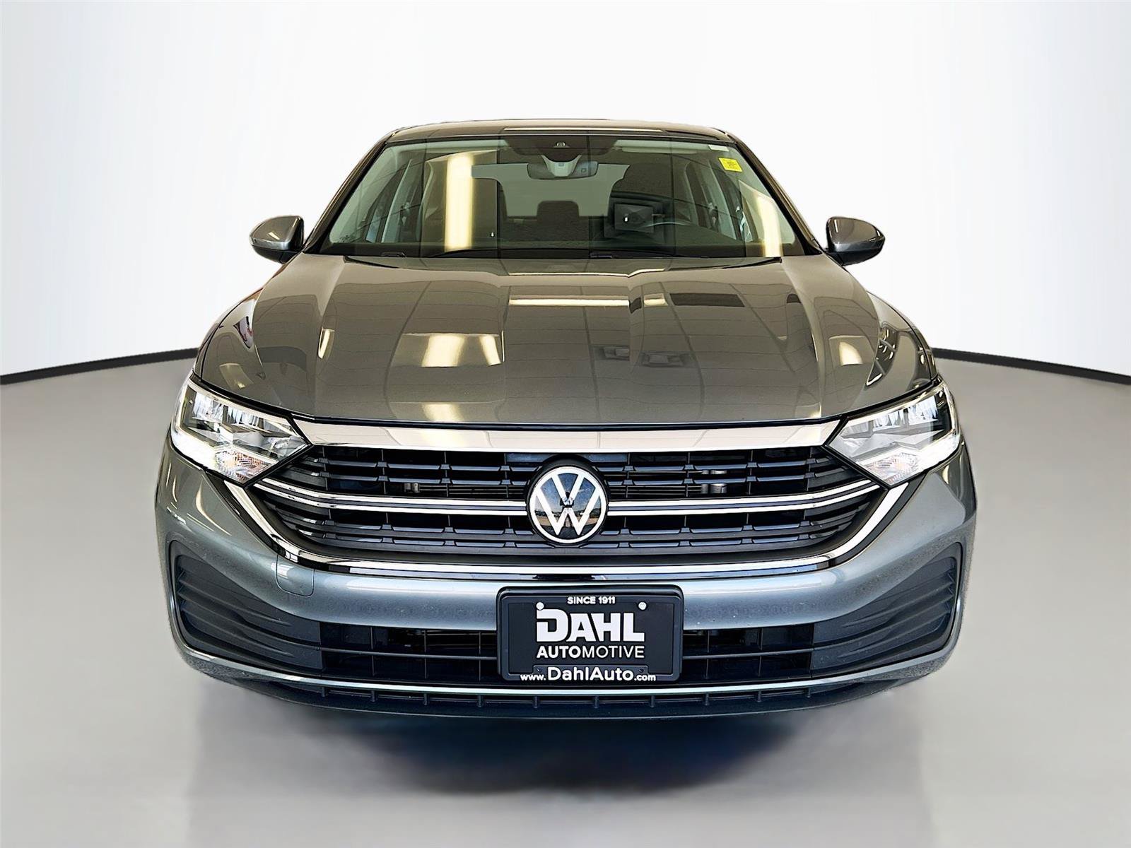 Used 2024 Volkswagen Jetta S FWD image 3