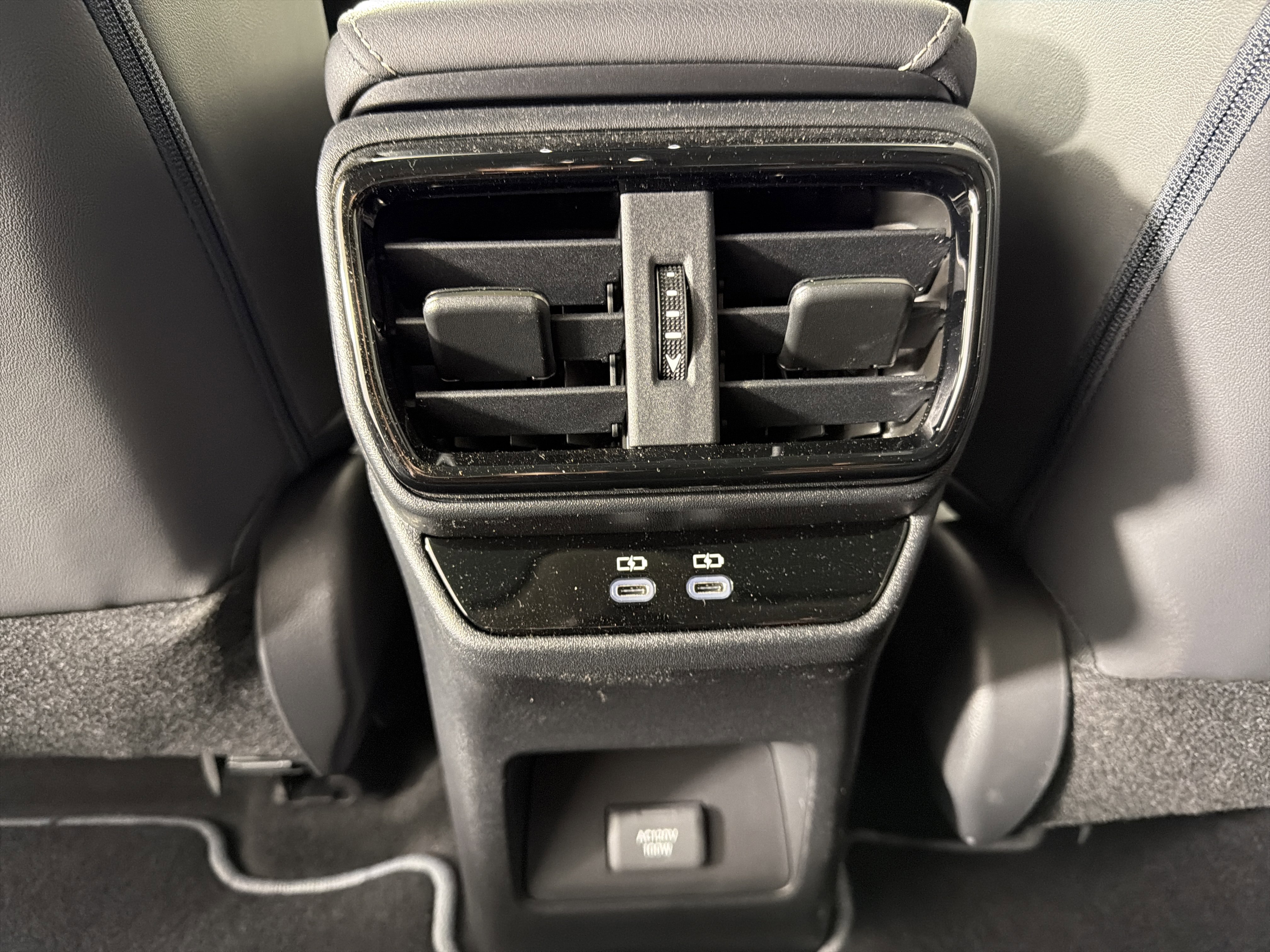 Used 2025 Lexus RZ 450e w/ Accessory Package (Z2) image 20