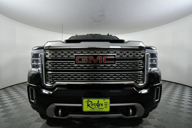 Used 2021 GMC Sierra 3500 Denali w/ Denali Black Diamond Edition image 7