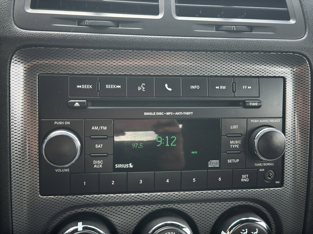 Used 2012 Dodge Challenger R/T image 18