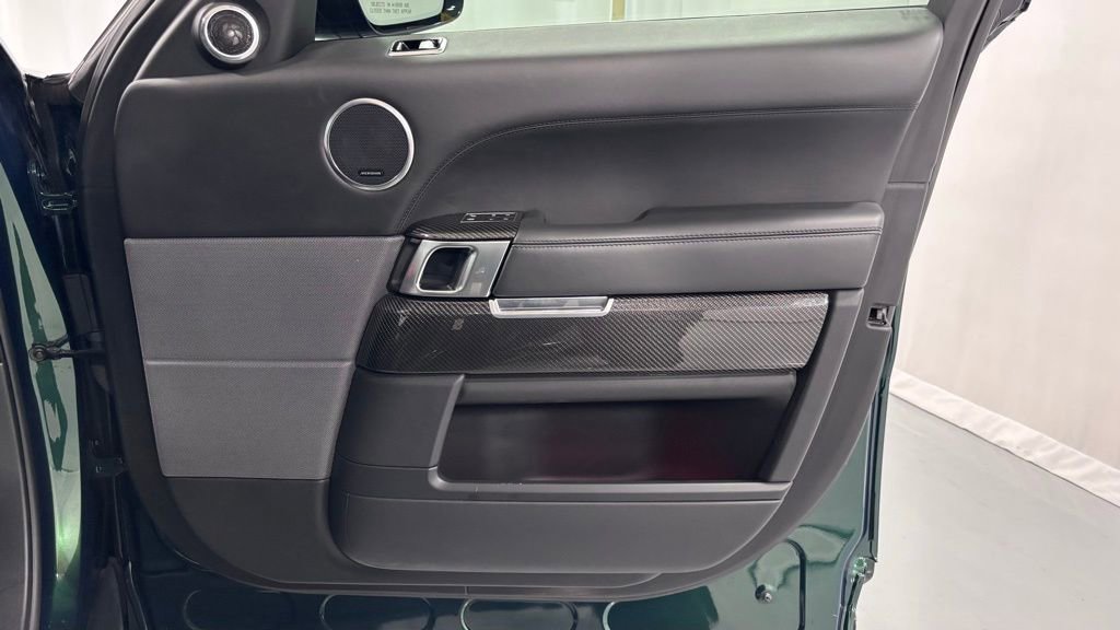 Used 2019 Land Rover Range Rover Sport SVR image 20