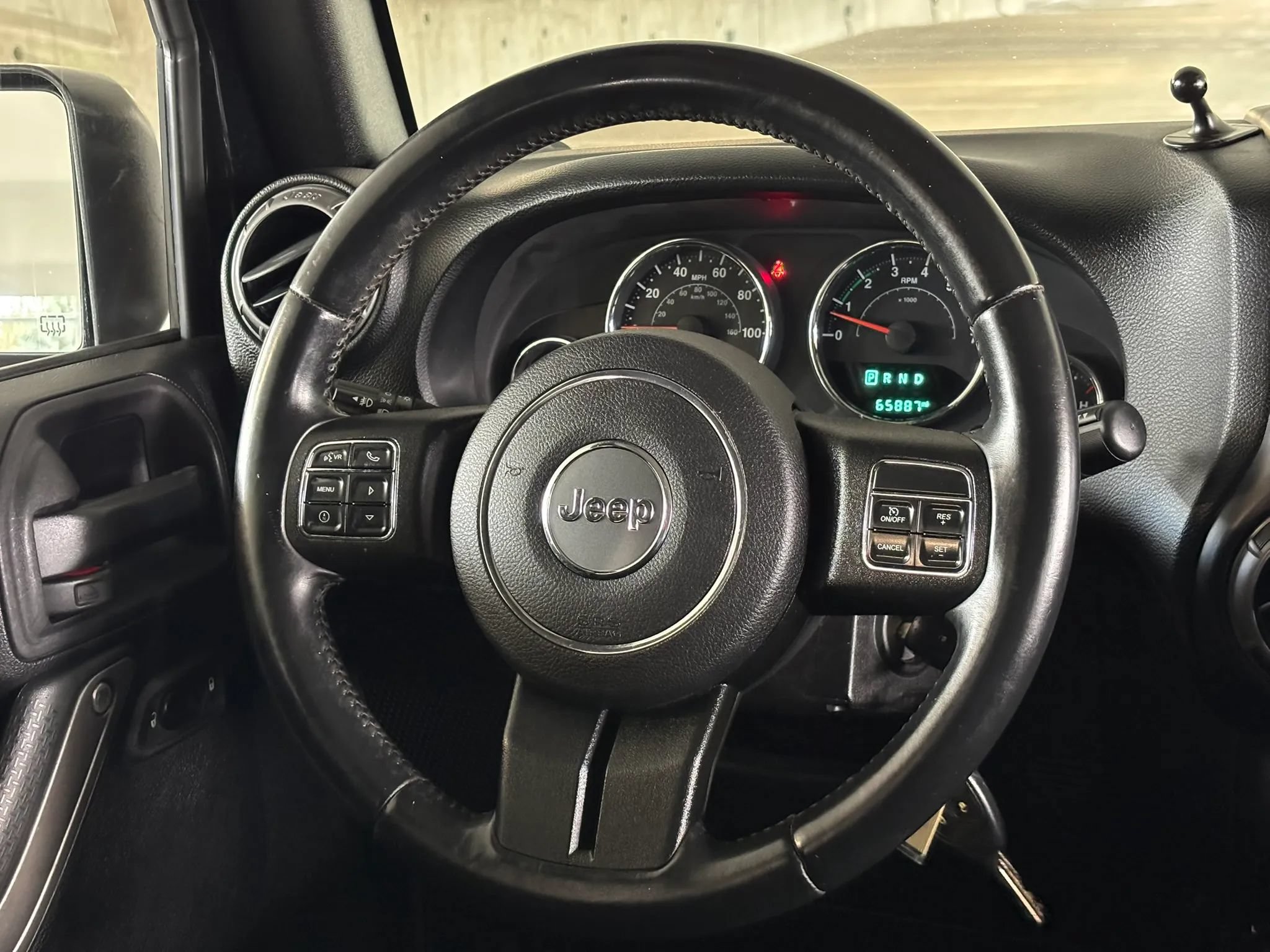 Used 2015 Jeep Wrangler Unlimited Sport AWD/4WD image 27