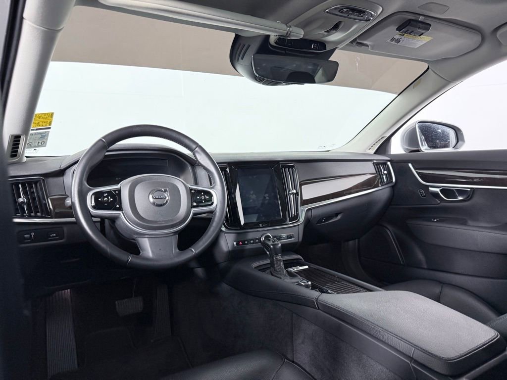 Used 2019 Volvo S90 T6 Momentum image 20