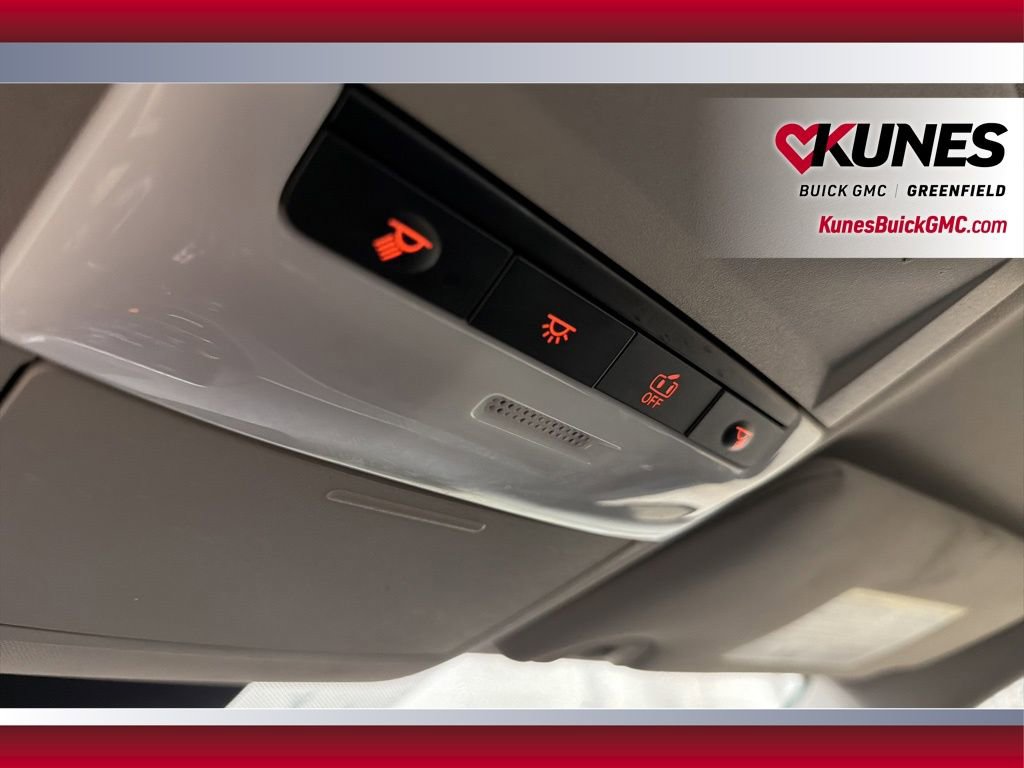 Used 2025 Nissan Altima 2.5 SR FWD image 34