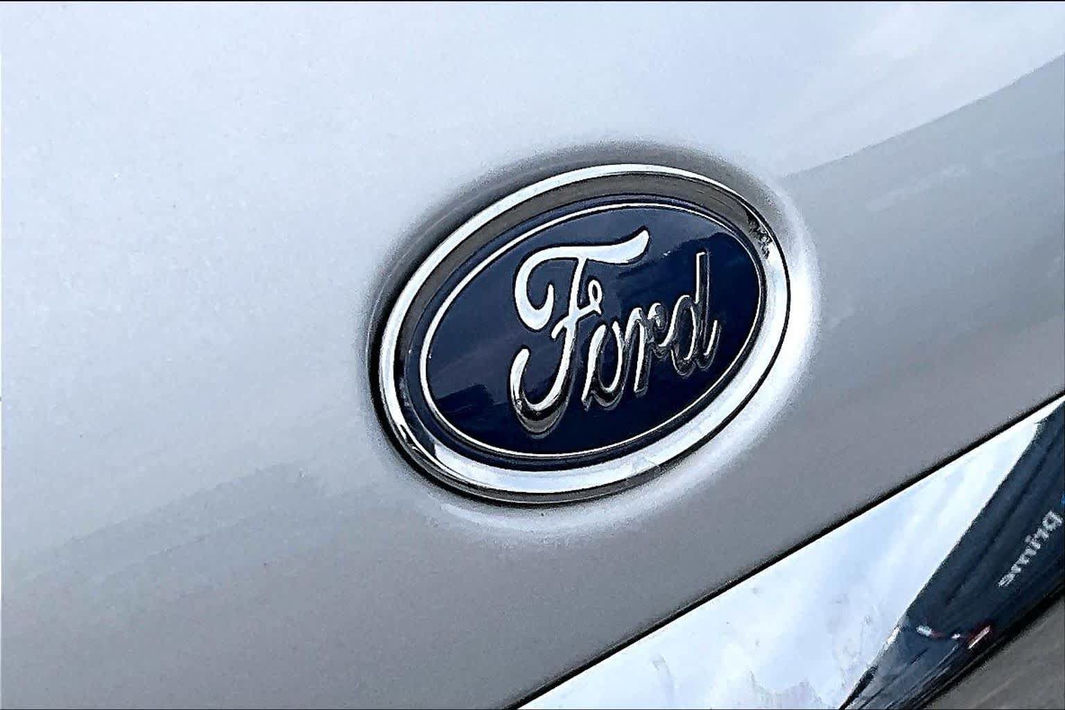 Certified 2020 Ford EcoSport Titanium AWD/4WD image 31