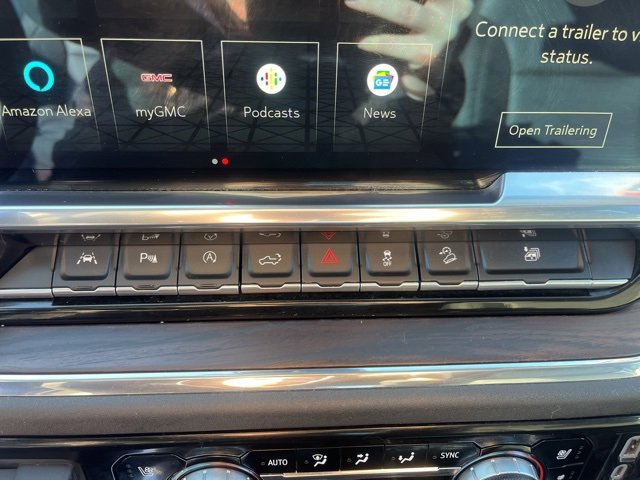 Used 2024 GMC Sierra 1500 SLT w/ SLT Premium Plus Package image 29