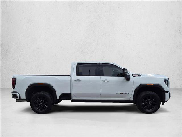Used 2025 GMC Sierra 2500 AT4 w/ AT4 Premium Plus Package AWD/4WD image 4
