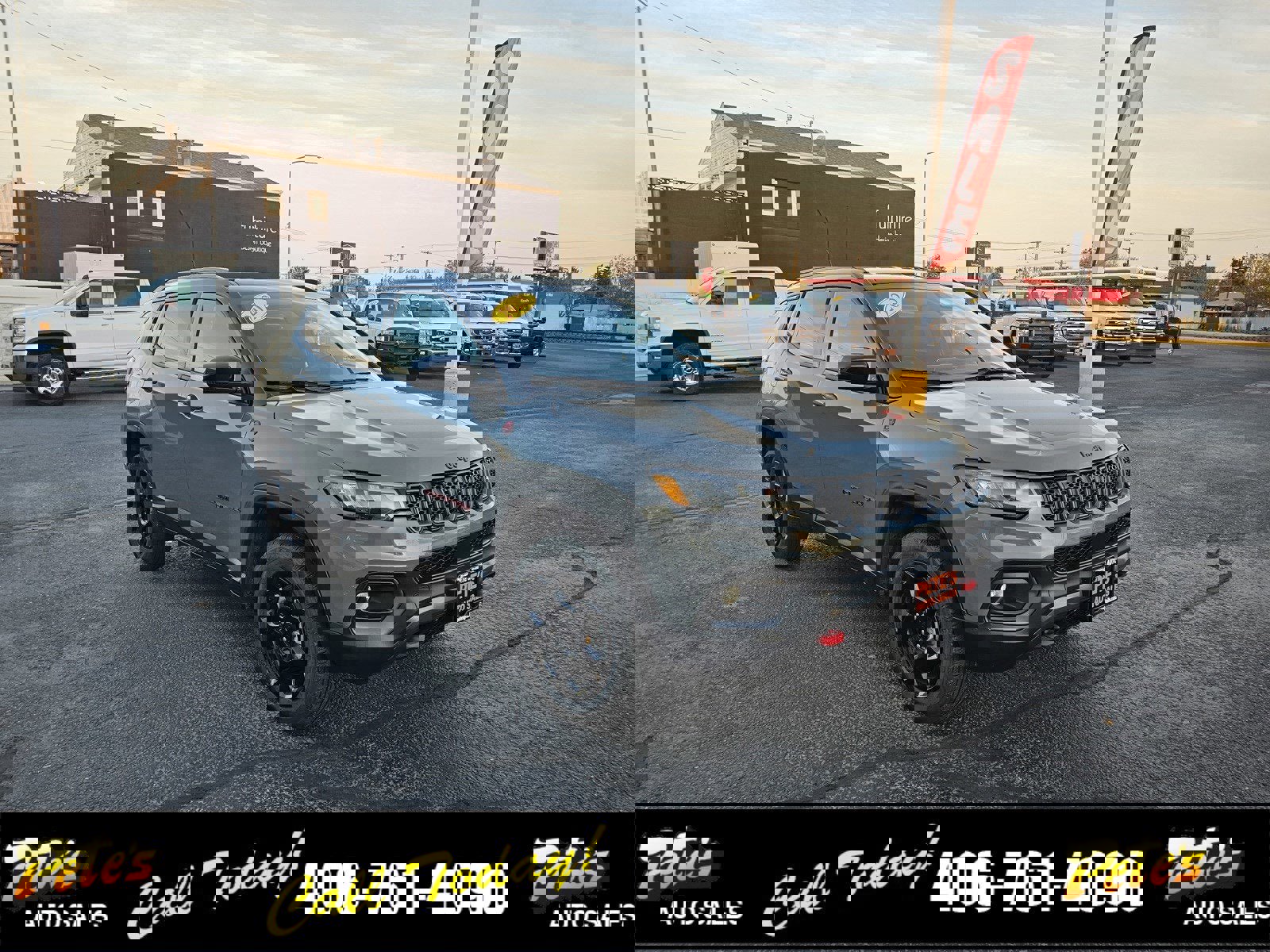 Used 2023 Jeep Compass Trailhawk image 7