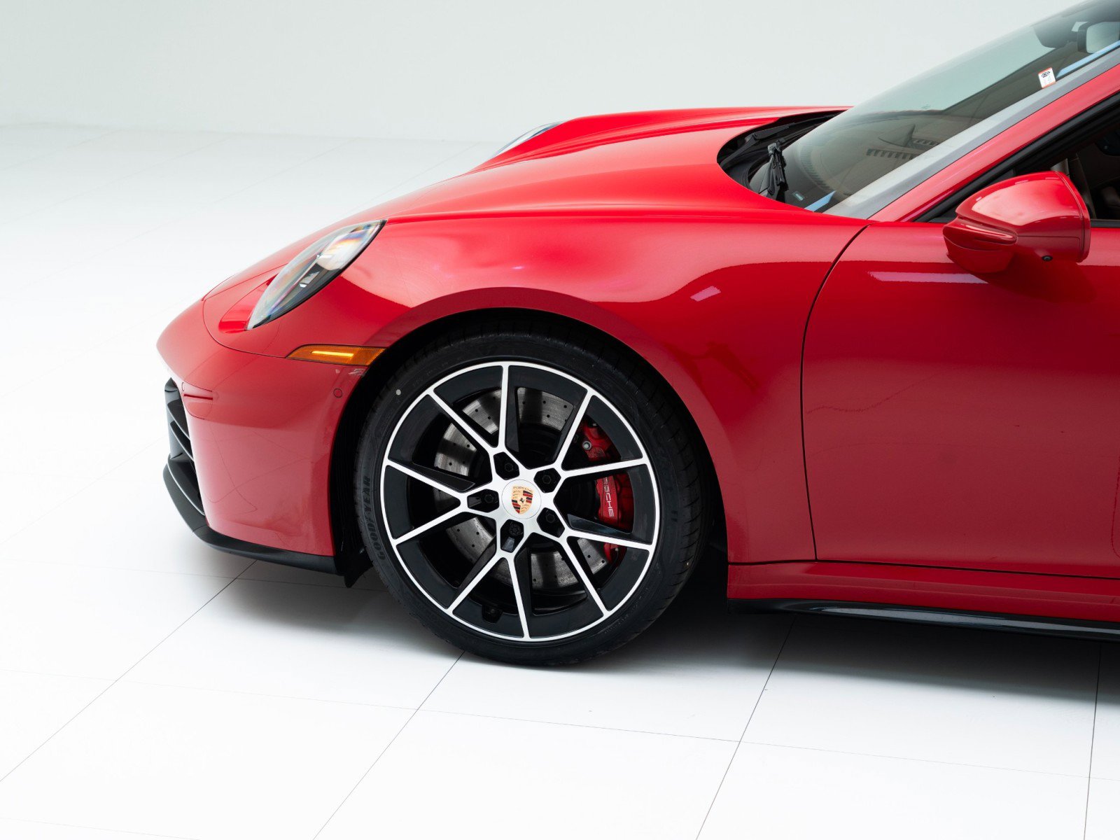 Used 2025 Porsche 911 Carrera S image 11