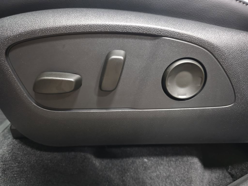 New 2026 Buick Enclave Preferred w/ Power Package image 31