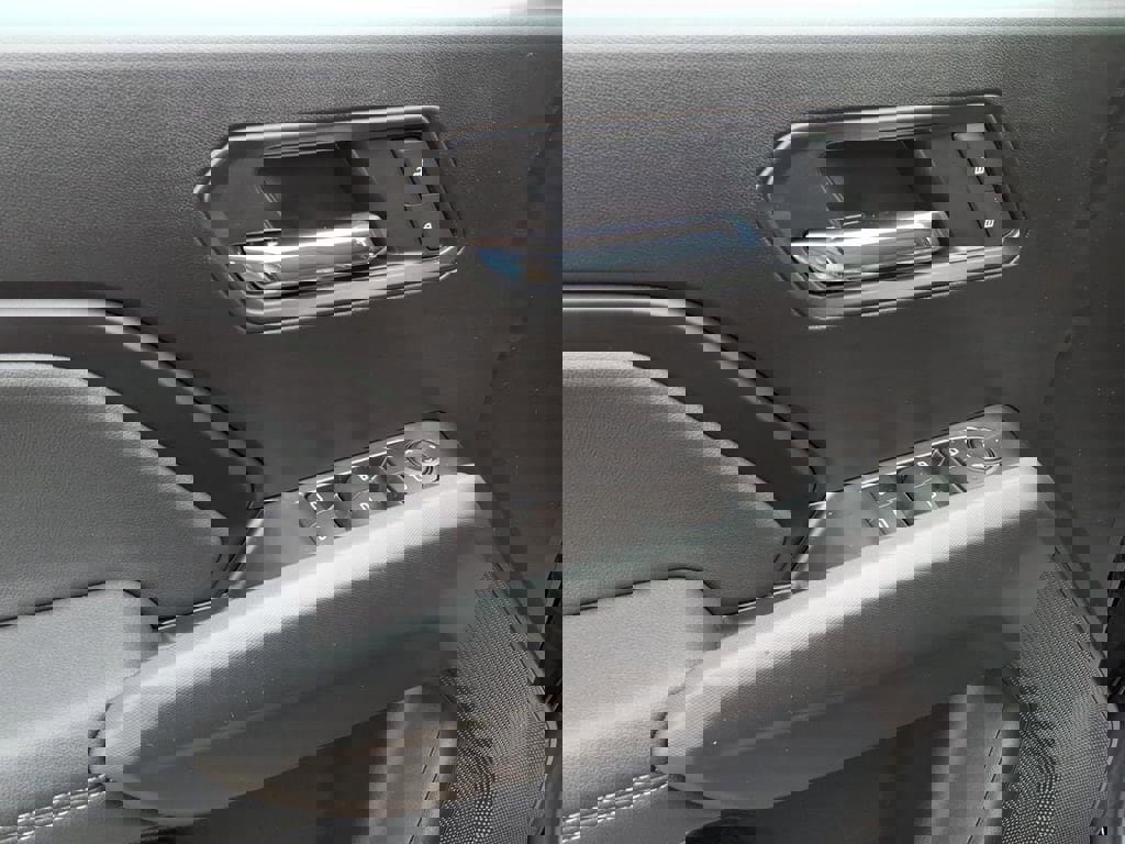 New 2026 Chevrolet Colorado LT image 10