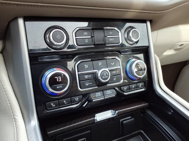 Used 2023 GMC Yukon Denali w/ Advanced Technology Package AWD/4WD image 35