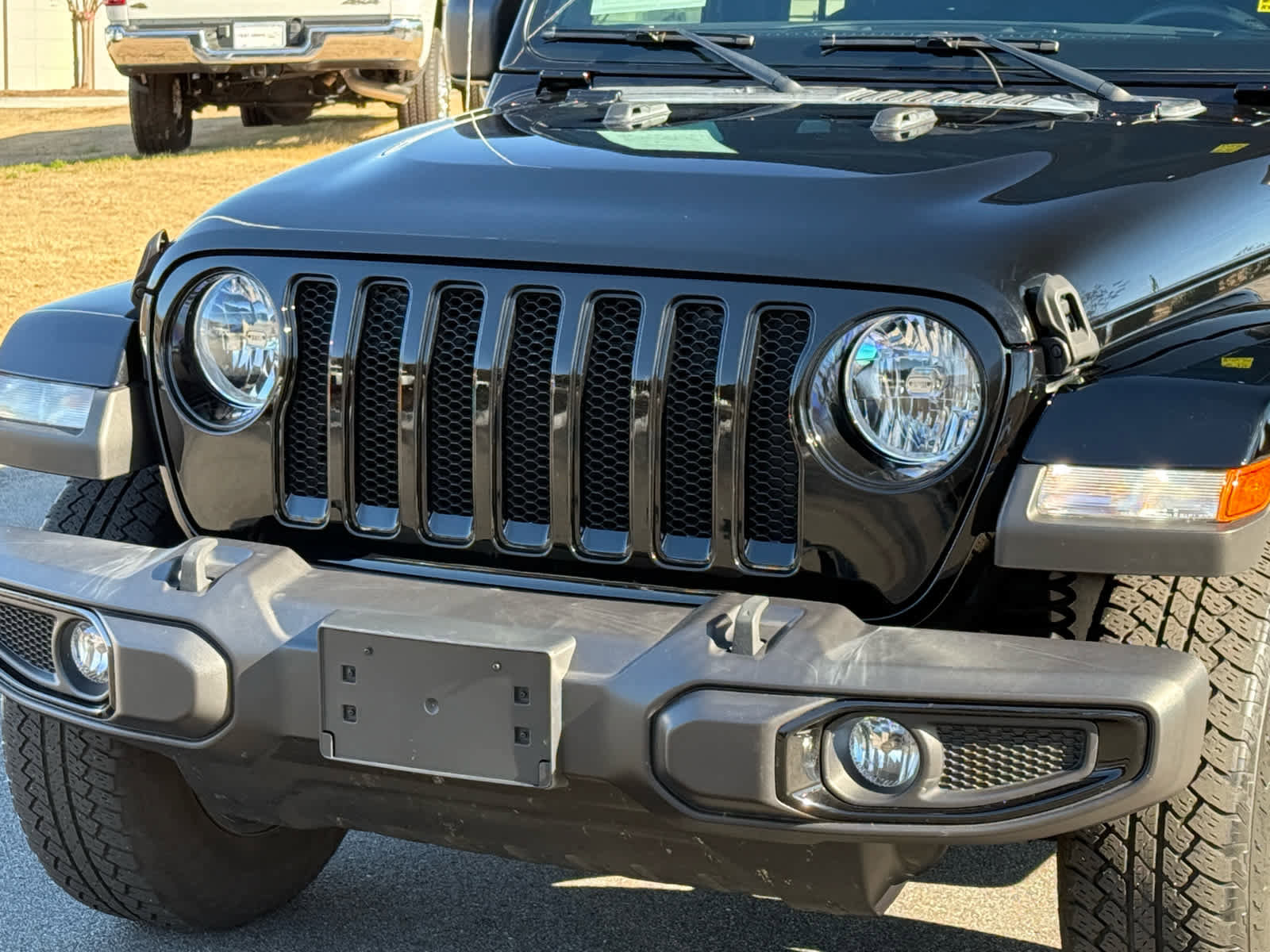 Used 2022 Jeep Wrangler Unlimited Sahara image 9