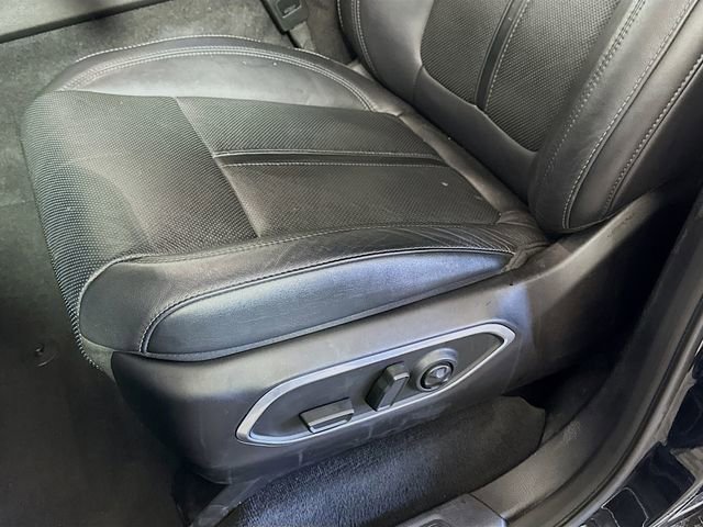 Used 2024 Jeep Wagoneer L Series II w/ Flexible Seating Group image 22