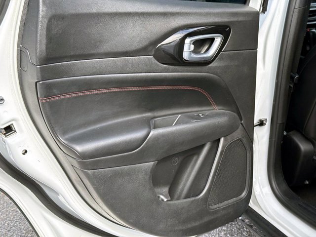 Used 2023 Jeep Compass Trailhawk AWD/4WD image 12