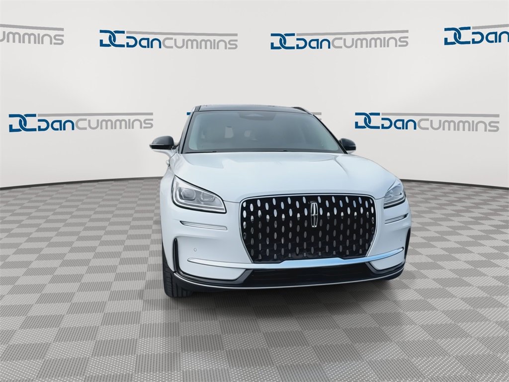 New 2026 Lincoln Corsair Reserve image 3