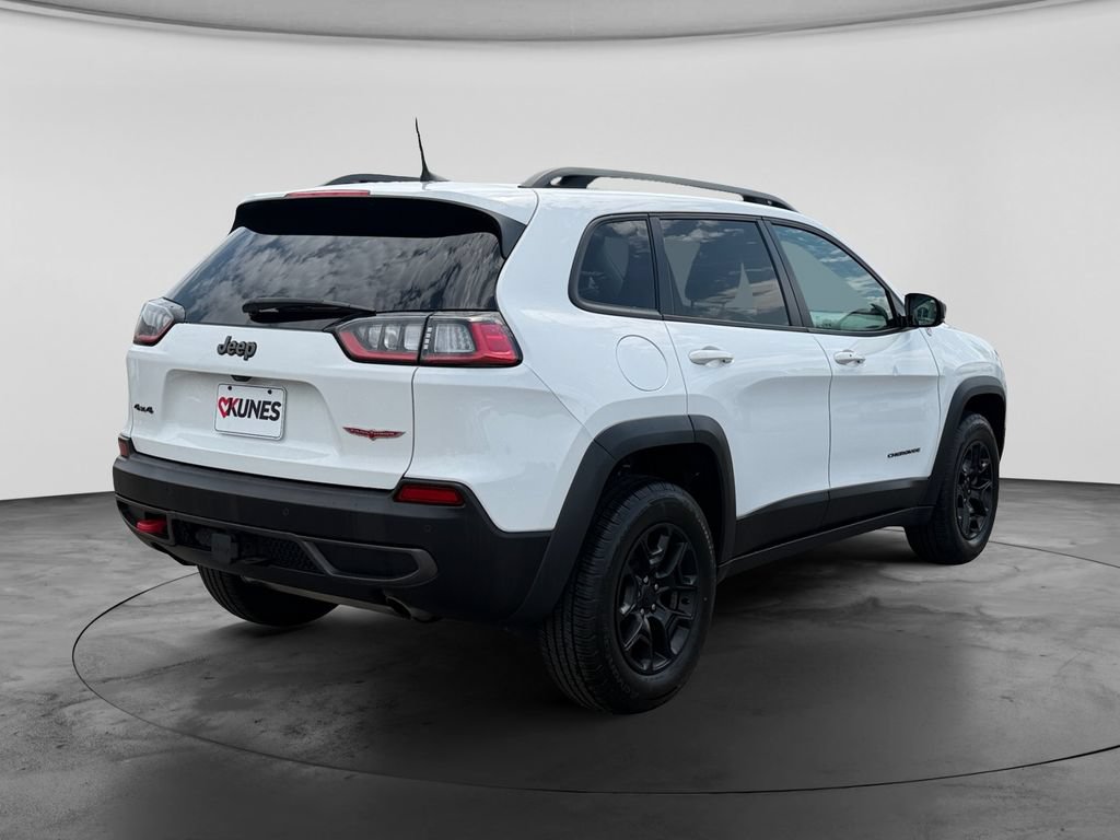 Used 2021 Jeep Cherokee Trailhawk w/ Trailer Tow Group AWD/4WD image 9