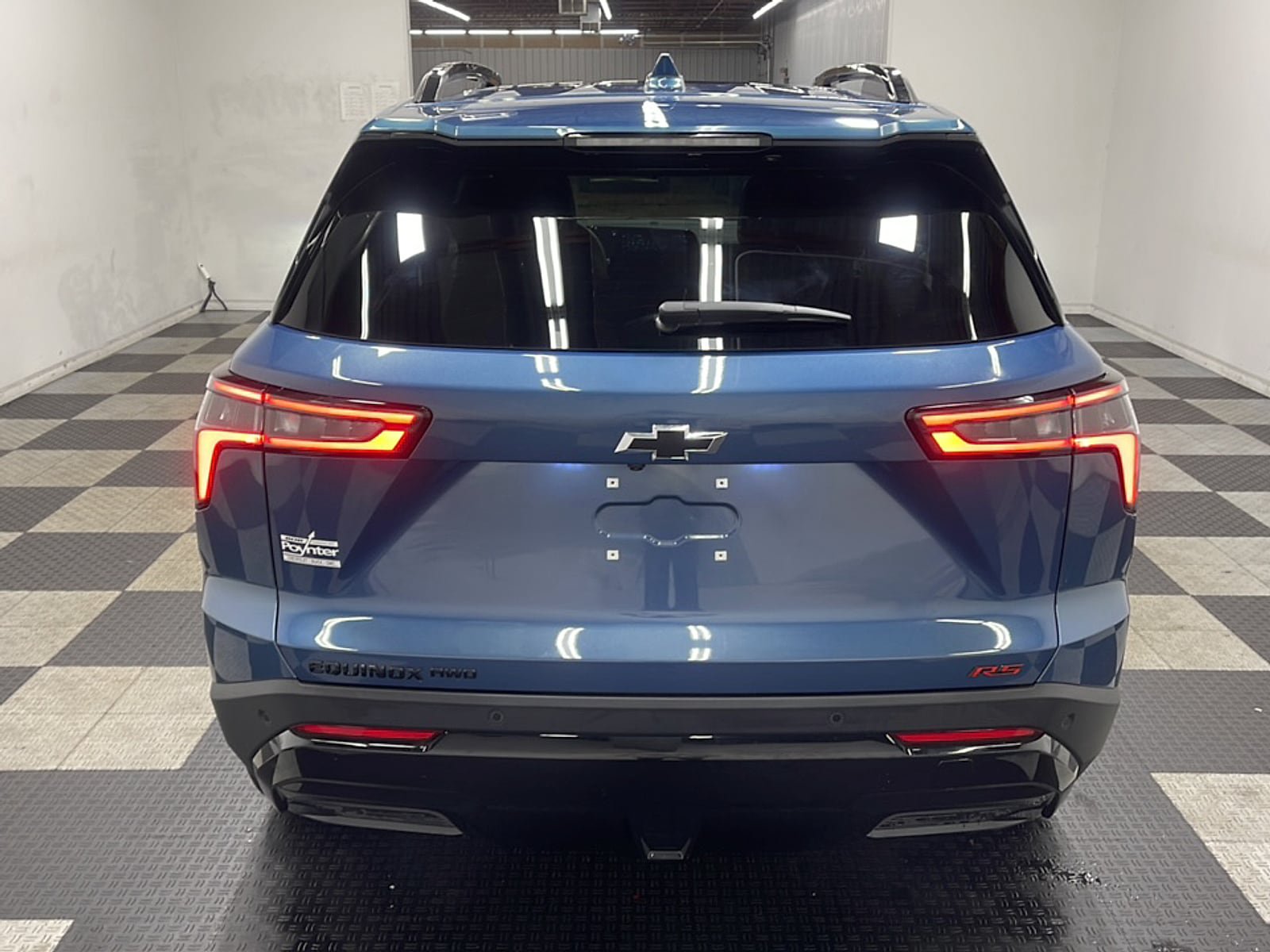 New 2027 Chevrolet Equinox RS w/ LPO, Floor Liner Package AWD/4WD image 17
