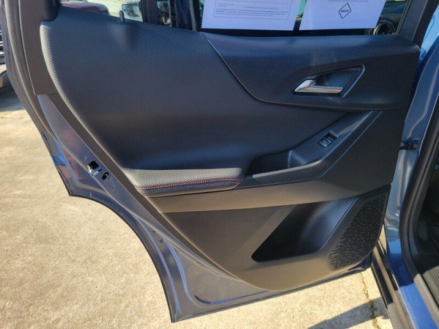 Used 2025 Chevrolet Equinox RS w/ Convenience Package III FWD image 31