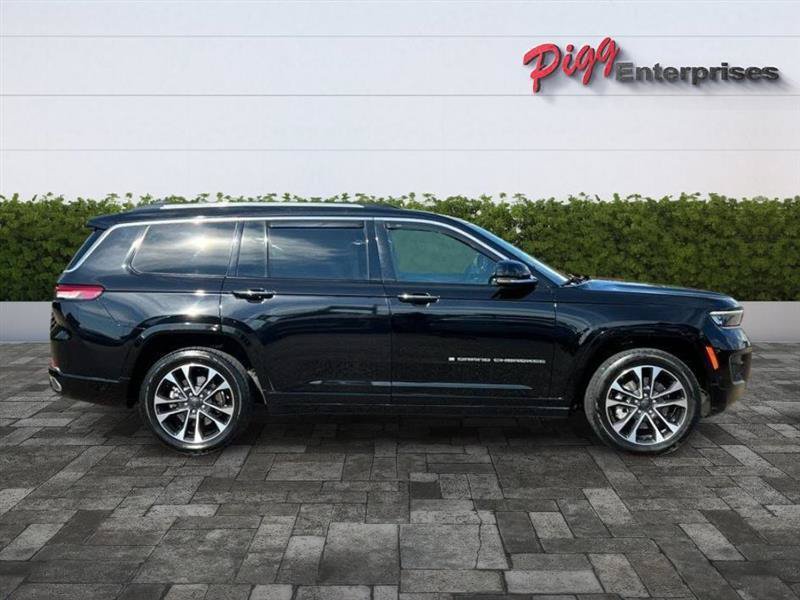 Used 2021 Jeep Grand Cherokee L Overland w/ Luxury Tech Group IV AWD/4WD image 7