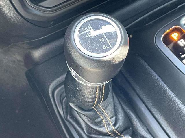 Used 2022 Jeep Gladiator Overland image 19