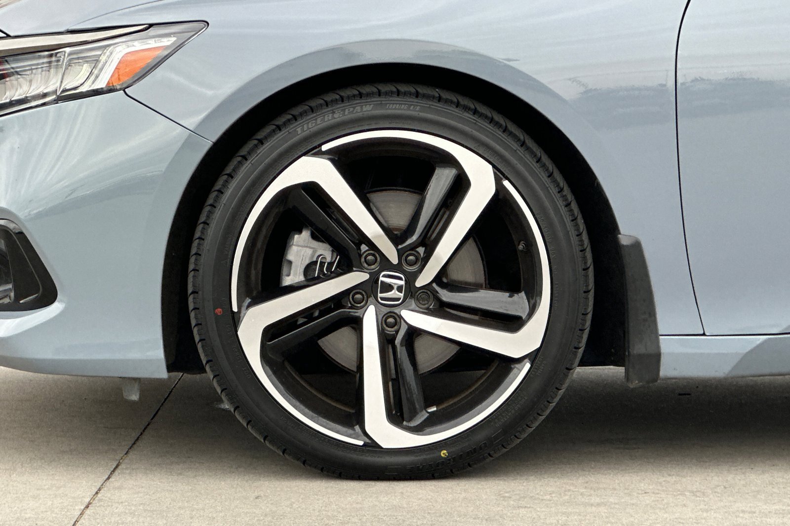 Used 2022 Honda Accord Sport image 24