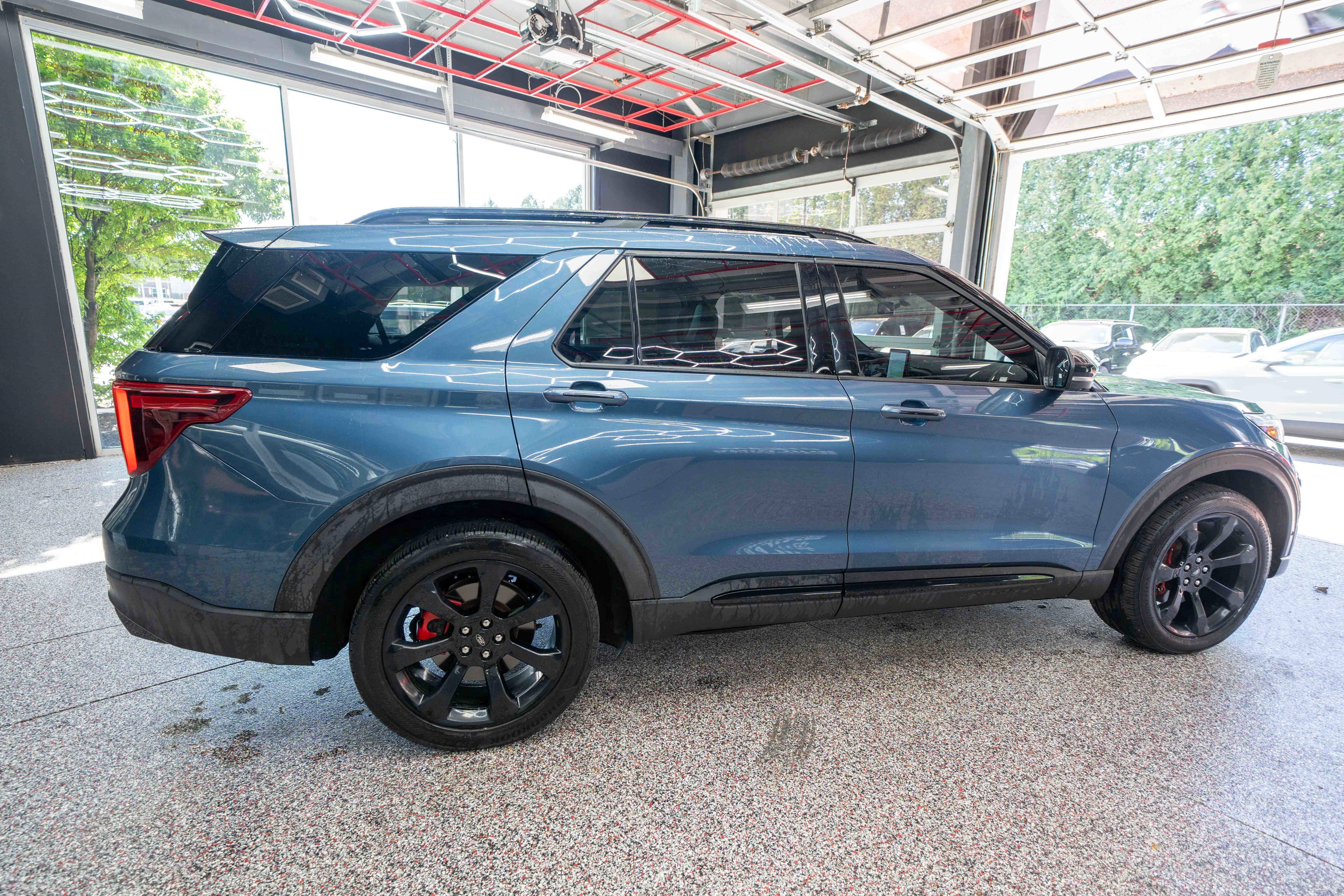 Used 2020 Ford Explorer ST w/ ST Street Pack AWD/4WD image 4