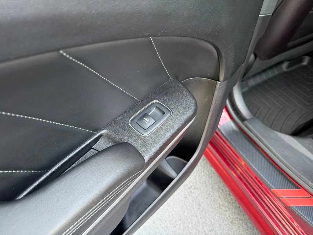 Used 2019 Dodge Charger R/T w/ Plus Group RWD image 36
