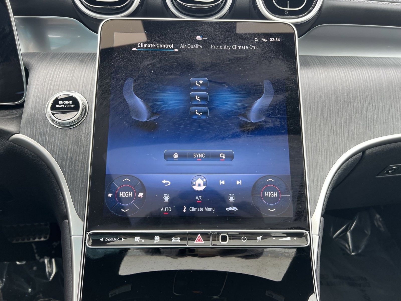 Used 2025 Mercedes-Benz GLC 350e 4MATIC image 20