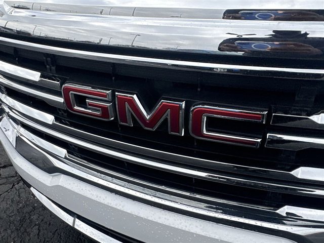 Certified 2023 GMC Acadia SLT image 30