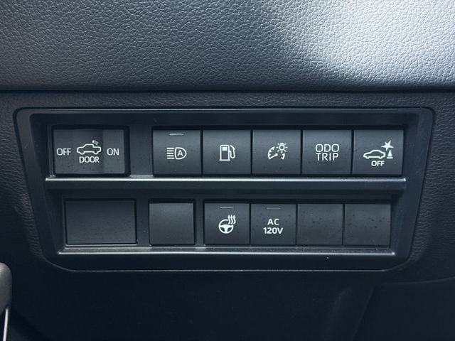 Used 2024 Toyota Tundra Limited AWD/4WD image 23