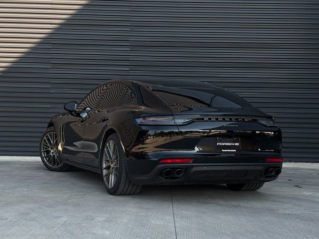 Certified 2023 Porsche Panamera Platinum Edition image 3
