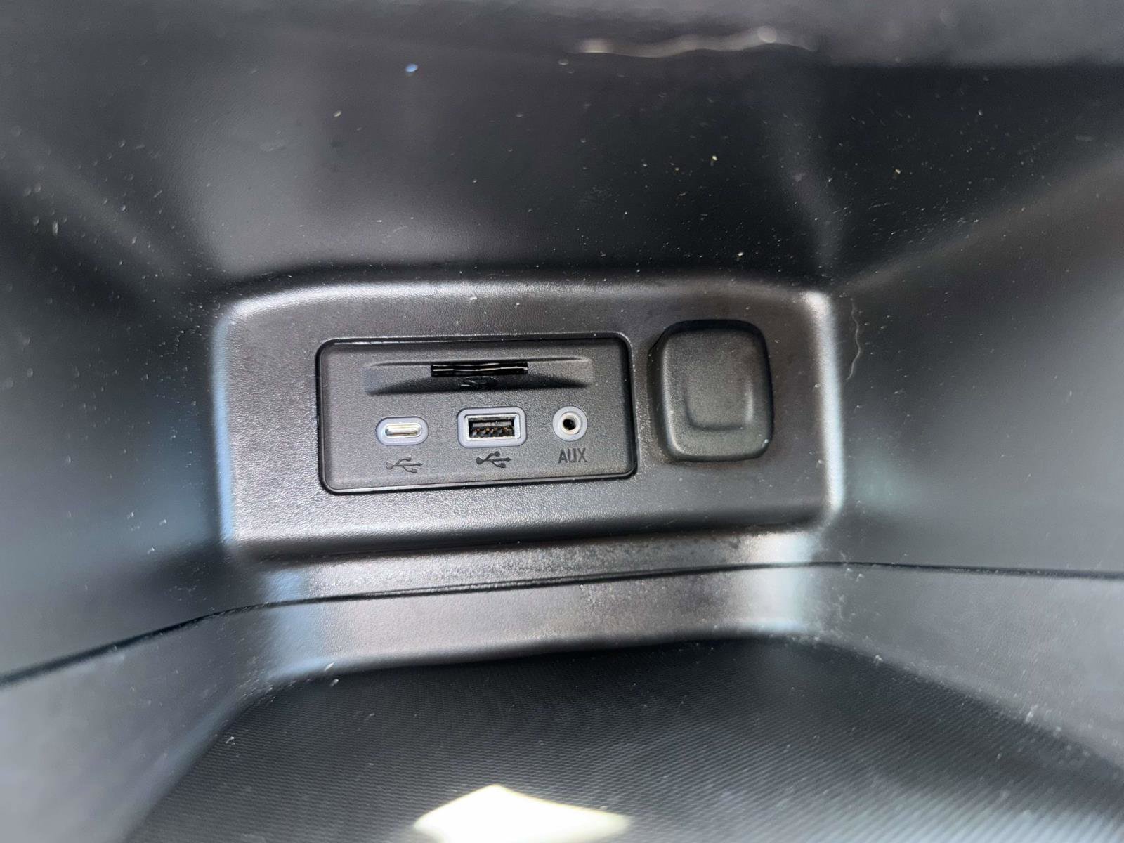 Certified 2023 Chevrolet Equinox LT AWD/4WD image 27