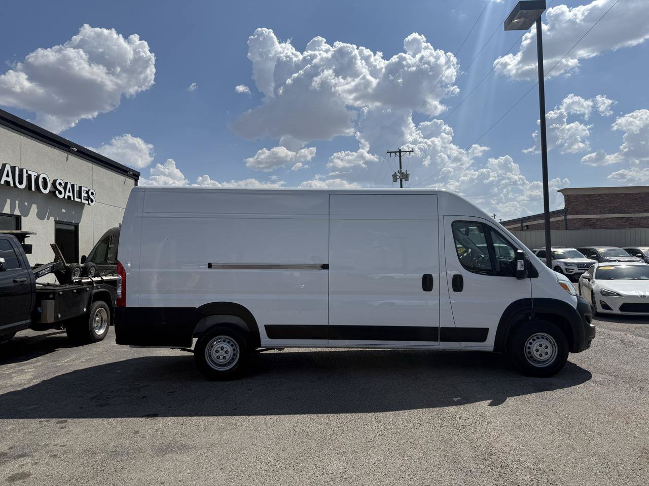 Used 2025 RAM ProMaster 3500 FWD image 5