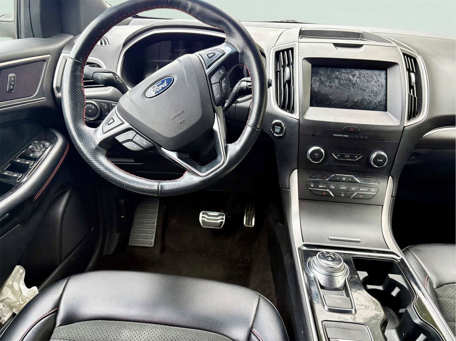 Used 2020 Ford Edge ST-Line FWD image 8