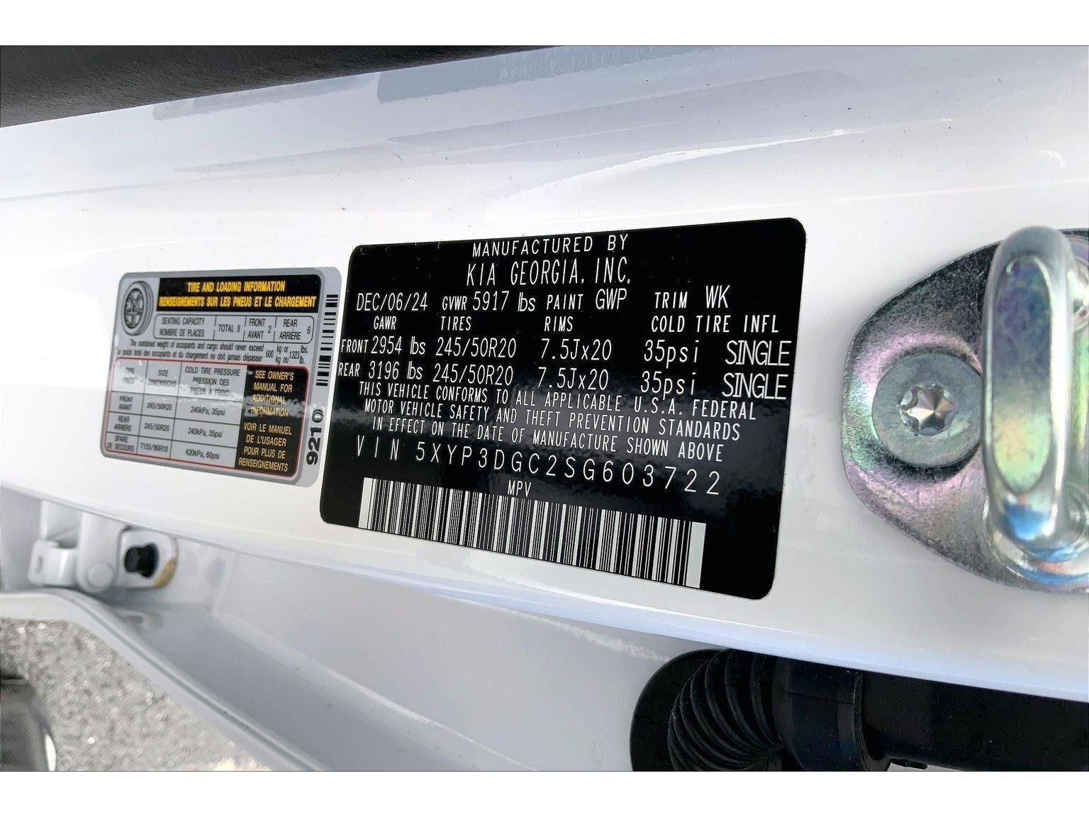 Used 2025 Kia Telluride EX image 32