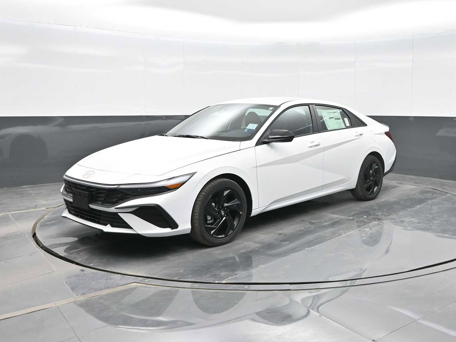 New 2026 Hyundai Elantra Sport w/ Cargo Package image 4