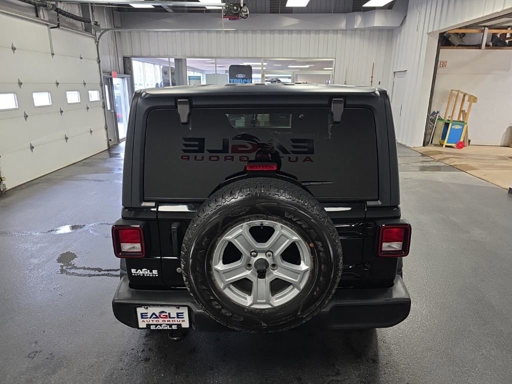 Used 2019 Jeep Wrangler Sport AWD/4WD image 9