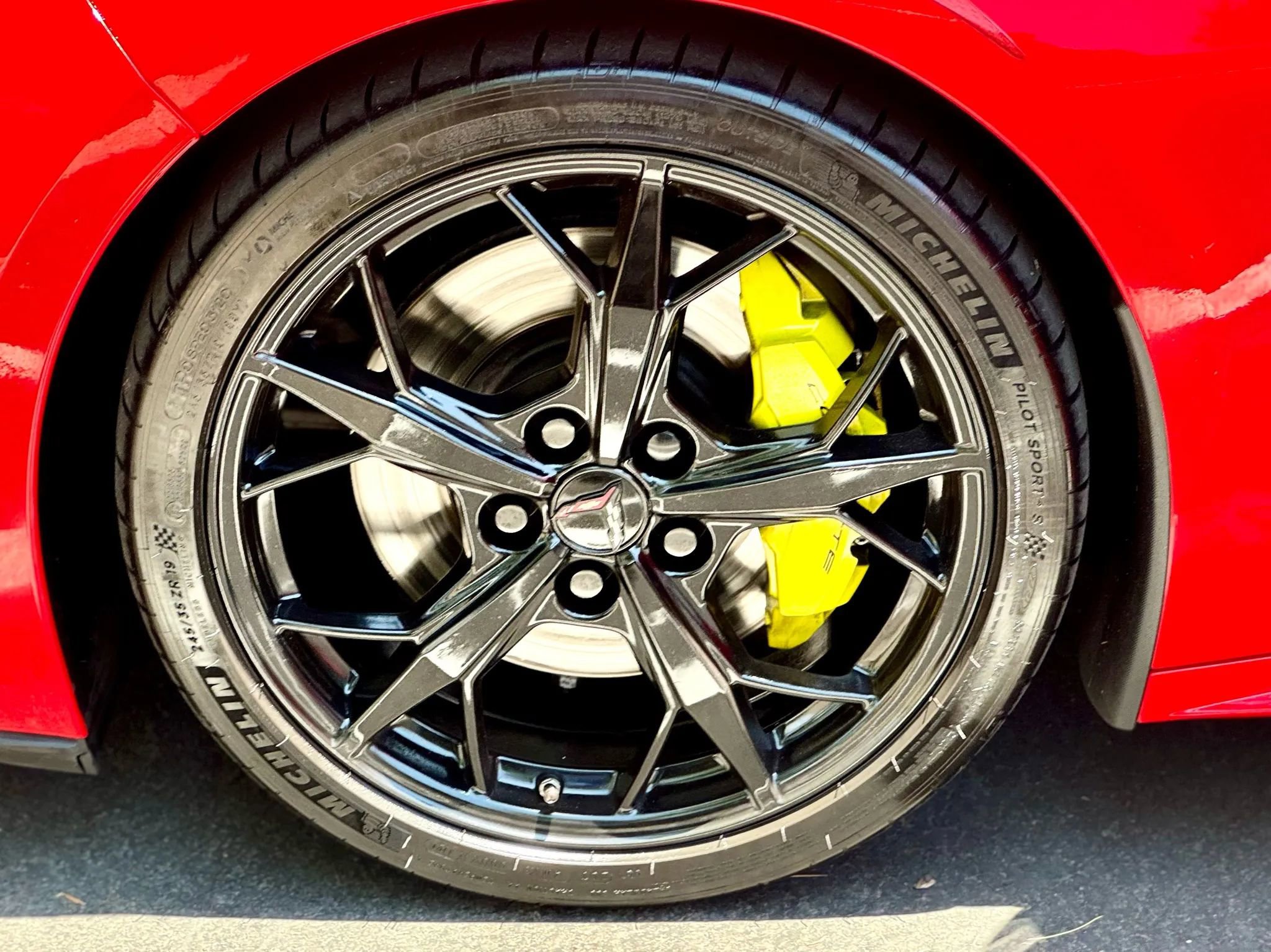 Used 2020 Chevrolet Corvette Stingray Coupe w/ Z51 Performance Package image 31