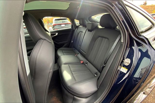 New 2025 Audi A5 2.0T Prestige image 9