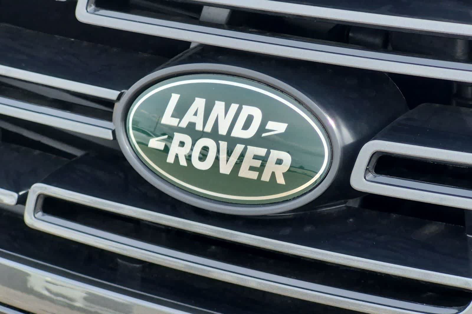 New 2026 Land Rover Range Rover Long Wheelbase SE AWD/4WD image 11
