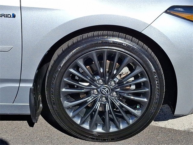 Certified 2021 Toyota Avalon XSE image 8