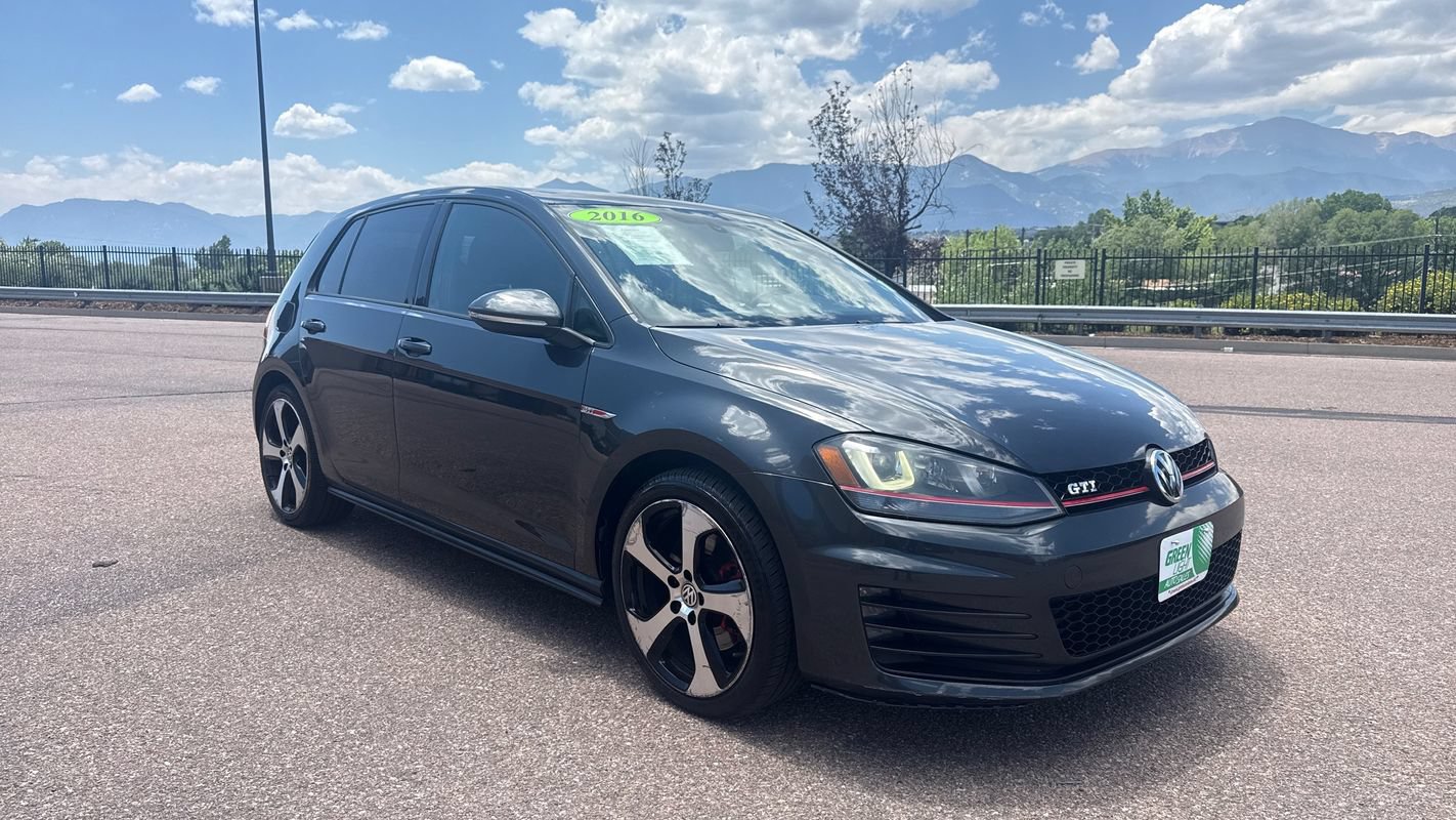 Used 2016 Volkswagen GTI SE FWD image 18